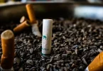 megot cigarette geste essentielle